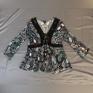 Torrid 00 Floral Boho Peplum Blouse Lace Inset Long Sleeve Rayon